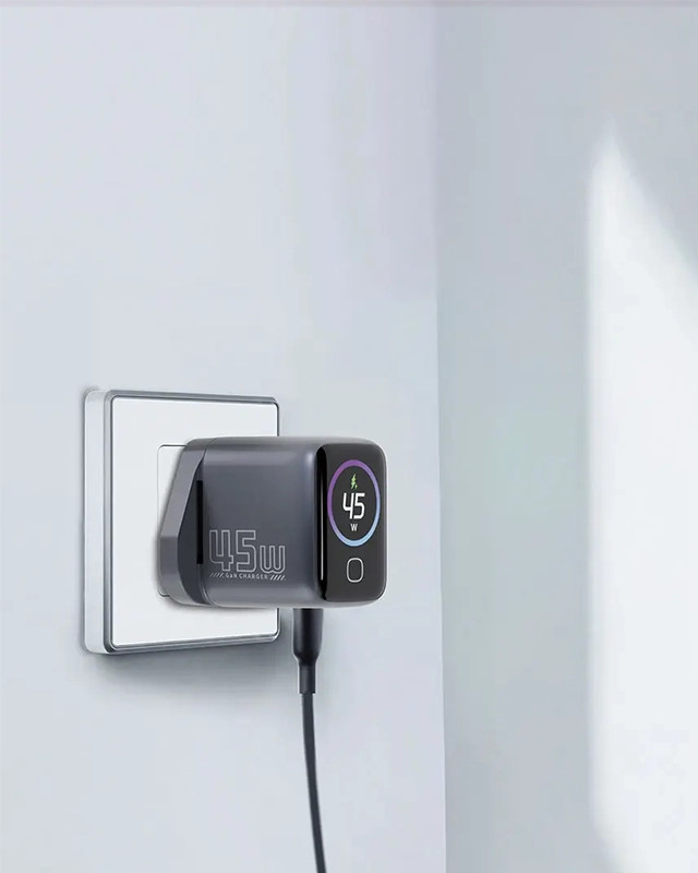 شارژر دیواری با کابل Powerology VoltFlow 45W AVS GaN Wall Charger مدل PWCUQC069C